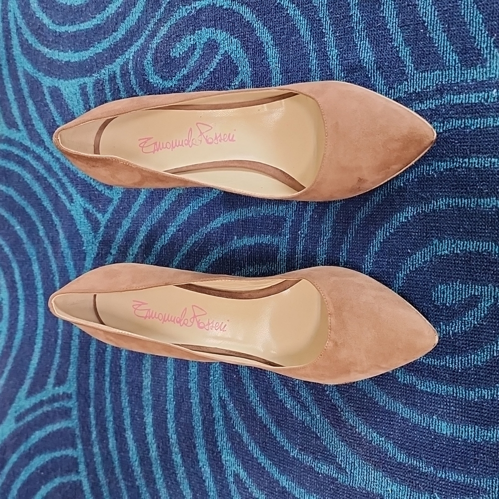 Emanuela Passeri Heels